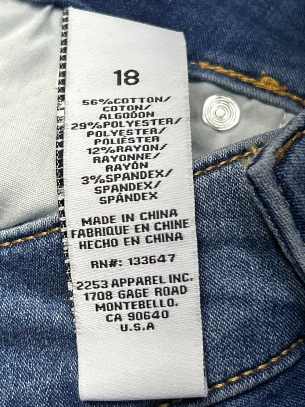 Celebrity Pink Womens  Size 18 Skinny Mid-Rise The Rider Crop Jeans Sustainable - Picture 9 of 9